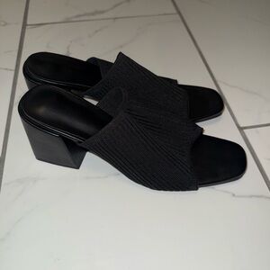 unbranded black heels
